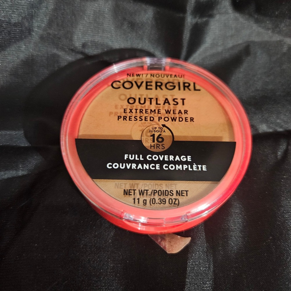 COVERGIRL Outlast Extreme‎ Wear Pressed Powder 870 Toasted Almond Full Coverage